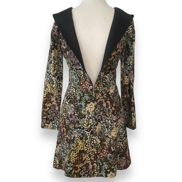 Zara Trafaluc Tapestry Long Sleeve Floral Twiggy Mini Dress Size S *Runs small** - Picture 4 of 11